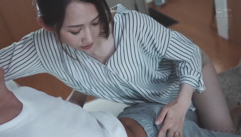 Địt cô nàng bú hồng đẹp mê ly Kana Mito